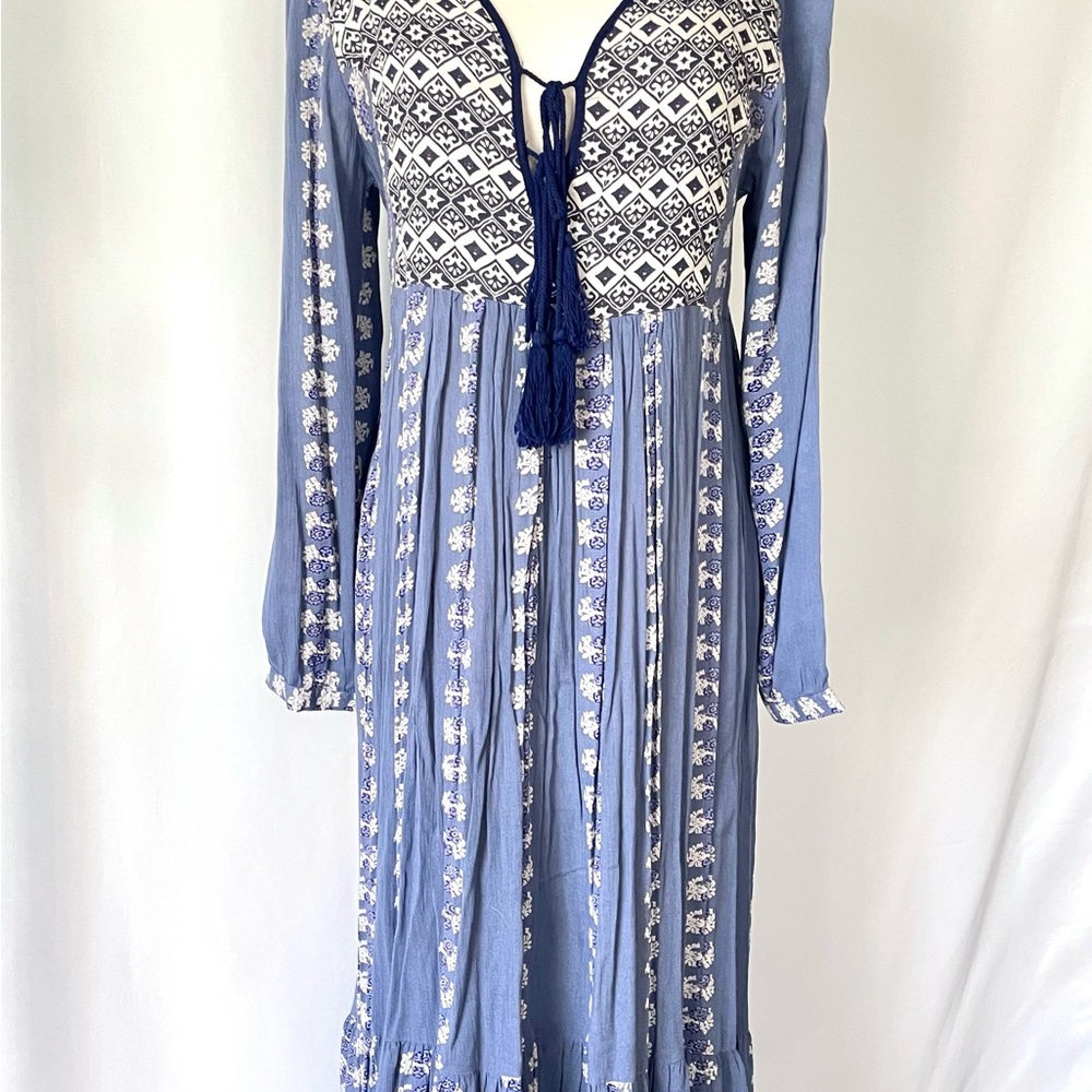 Light Blue Printed Long-Sleeve Tie-Front Maxi Dress S